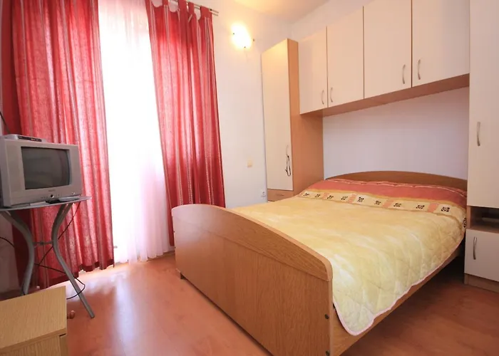 8121b Apartman